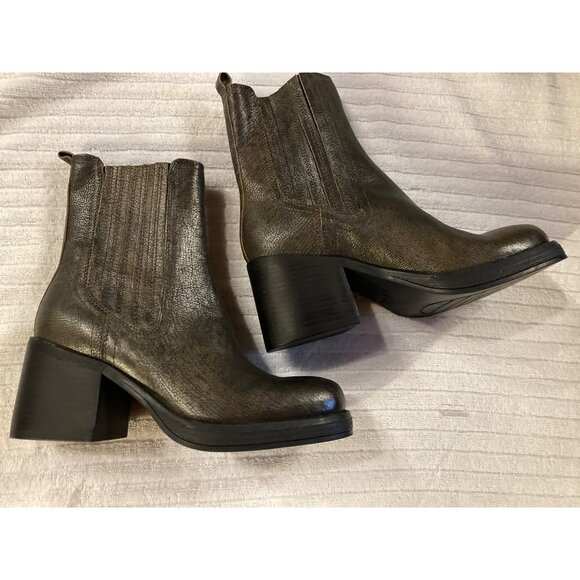 Kenneth Cole New York Women's Chelsea Boot - Size 8 US | 39 EU - Brand New - Picture 2 of 8